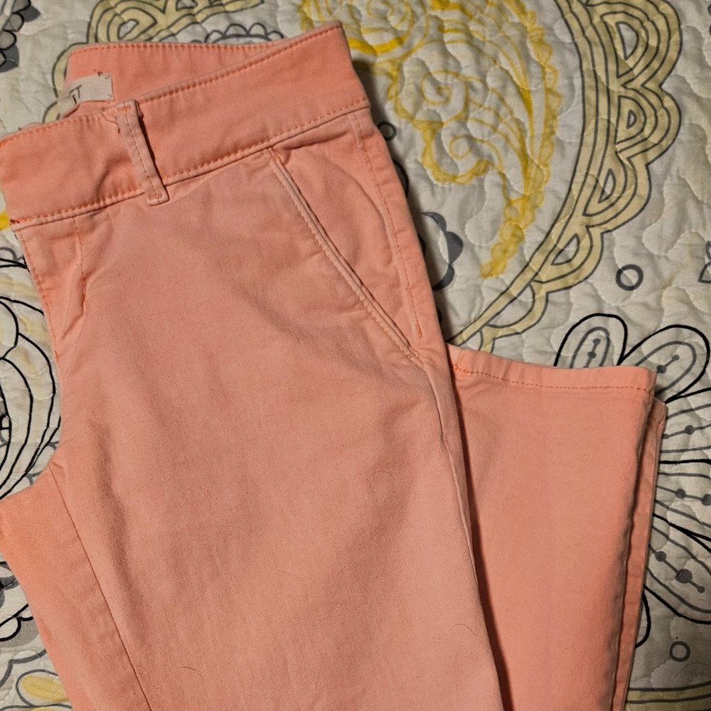 Loft Coral Capris - Marisa Fit Size 00P